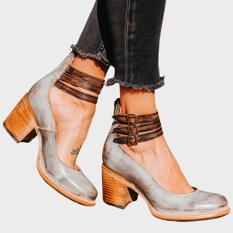 Clara – Chaussures à talons avec bride à boucle