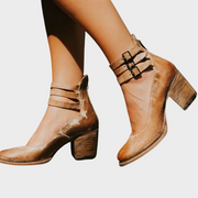 Clara – Chaussures à talons avec bride à boucle