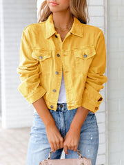 Veste en jean à coupe décontractée avec poches poitrine et boutonnière | Idéale pour le printemps/été