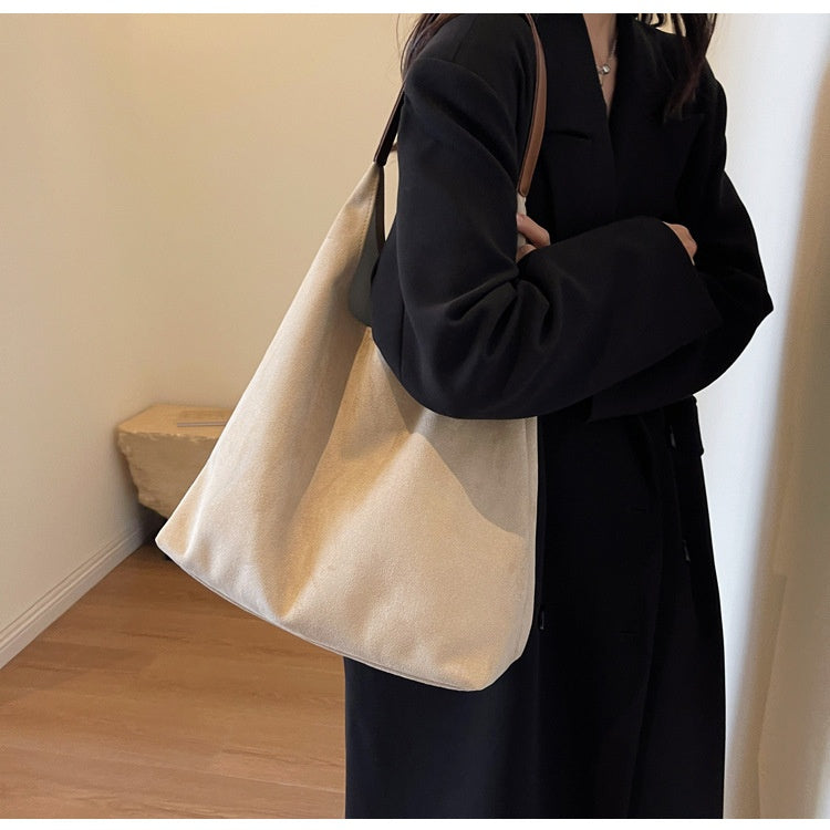Myra | Sac