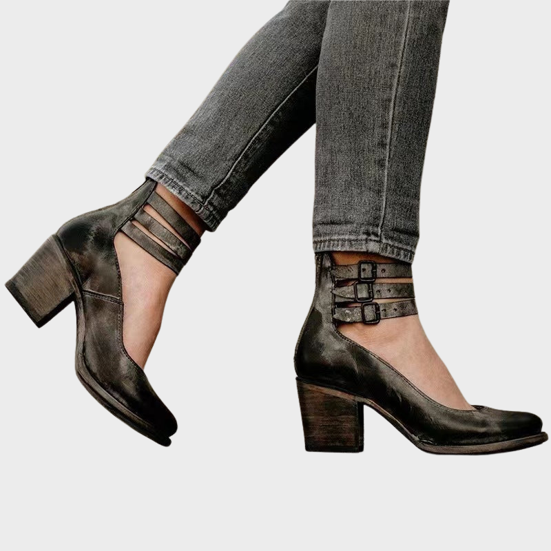 Clara – Chaussures à talons avec bride à boucle