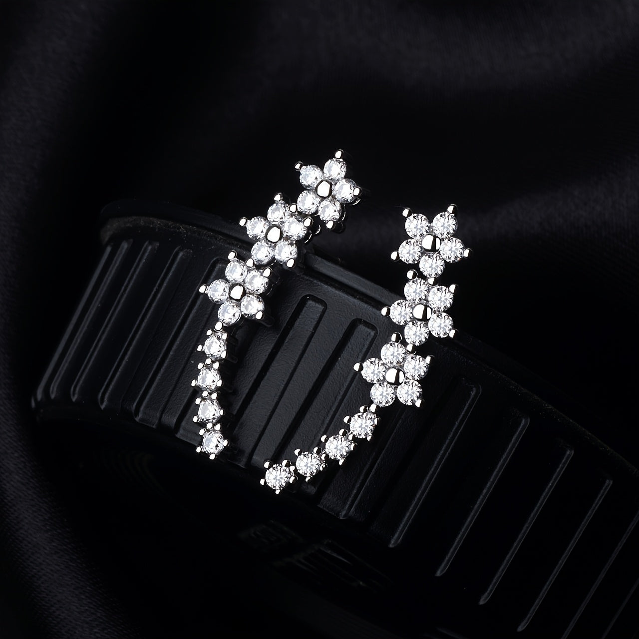 Boucles d'oreilles intemporelles en fleurs