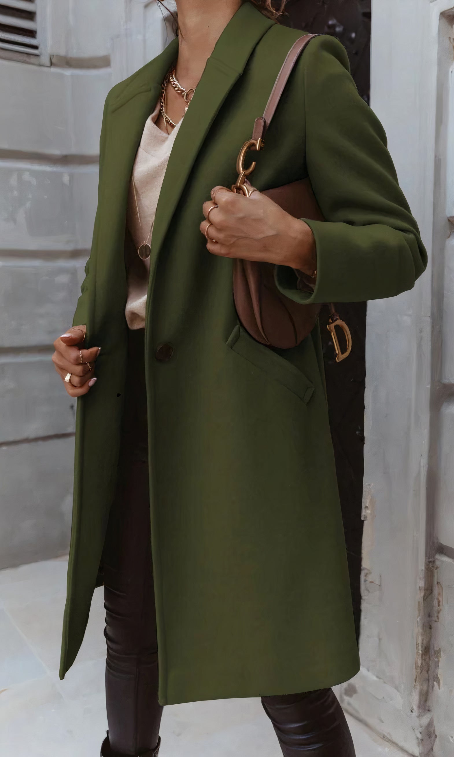 Manteau d'hiver long pour femmes, coupe cintrée, col classique, patte de boutonnage