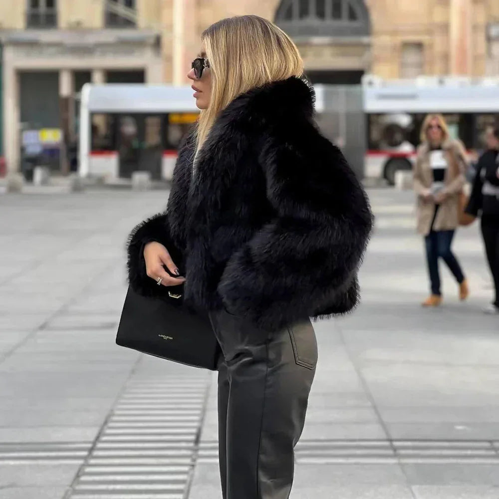 Veste d'hiver avec capuche et poches latérales | Idéale pour les mois d'hiver