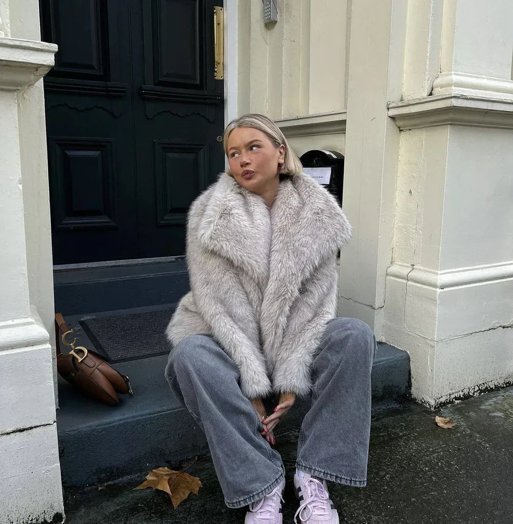 Veste d'hiver avec capuche et poches latérales | Idéale pour les mois d'hiver