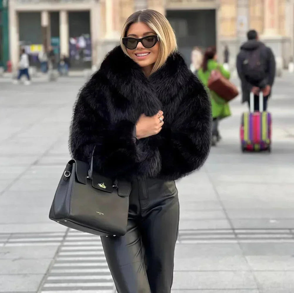 Veste d'hiver avec capuche et poches latérales | Idéale pour les mois d'hiver