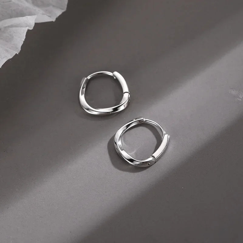 Boucles d'oreilles rondes en argent sterling avec incrustation