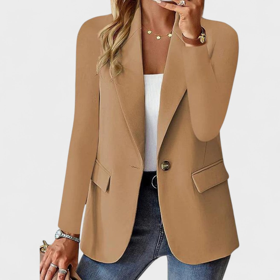 Carla – Blazer sur mesure avec une élégance intemporelle