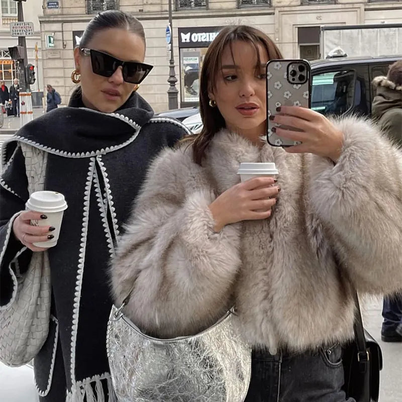 Manteau en fausse fourrure courte avec col cranté et poches latérales | Idéal pour l'automne et le printemps