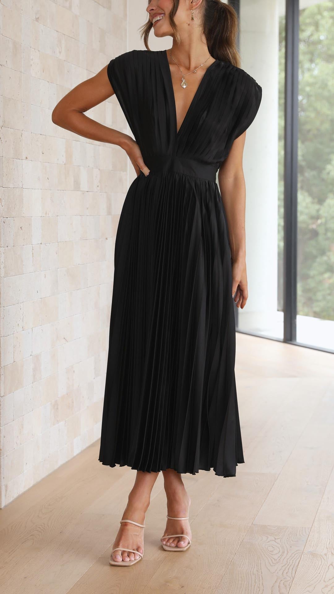 Alexis - Robe Plissée Élégante
