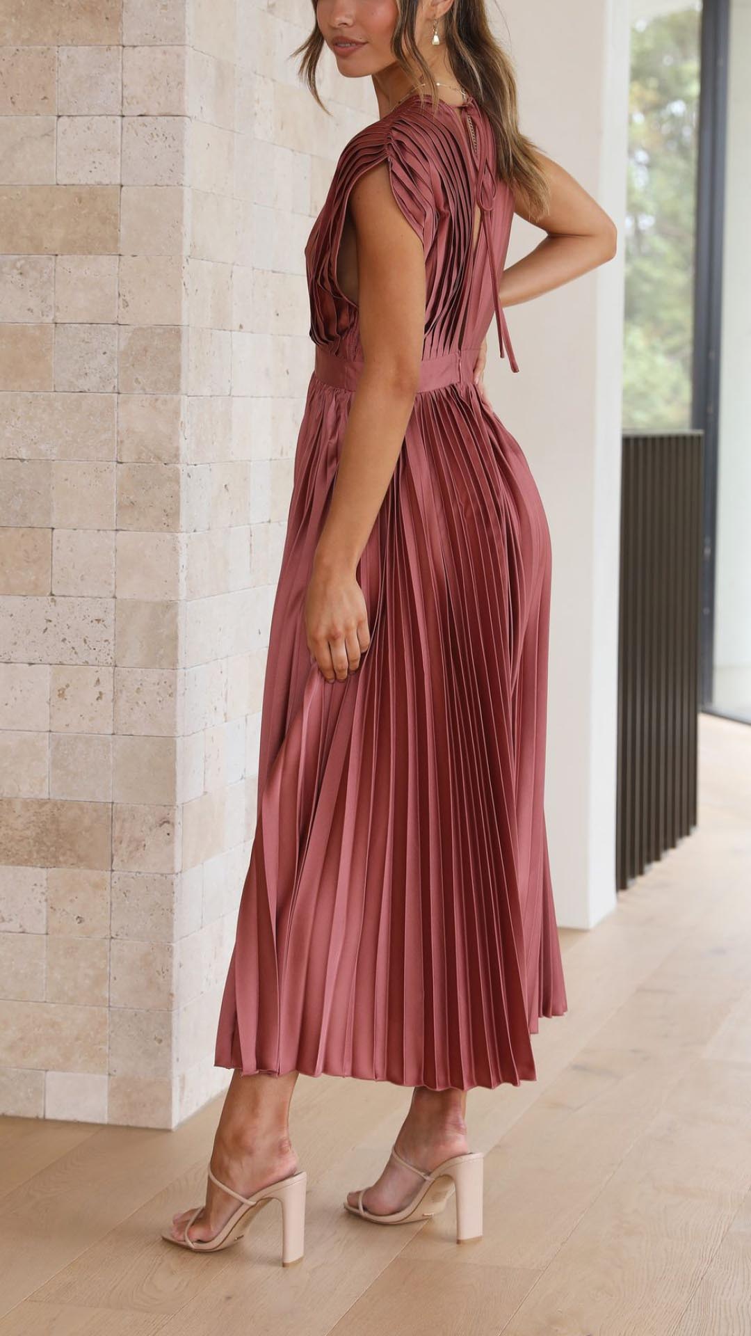 Alexis - Robe Plissée Élégante