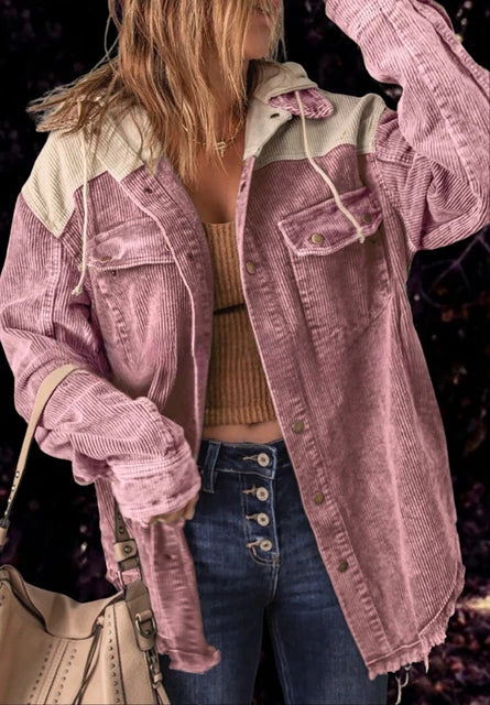 Veste en velours côtelé cropped avec boutons et poches poitrine | Parfaite pour l'été