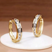 Boucles d'oreilles créoles en or chic et cristal